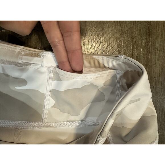 ATHLETA Camo Contender 7/8 Tights Cream White Women’s Size XS Athletic Active - Picture 9 of 16